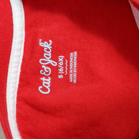 Snowflake Red T-shirt - Picture 3 of 4